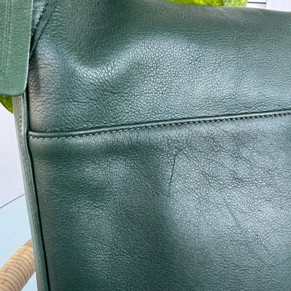 Vintage Coach Whitney Duffel Bag - Bottle Green - Picture 5 of 16